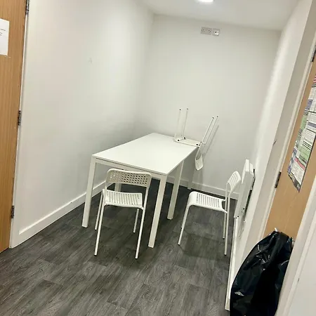 Apartment Attractive Flat Center