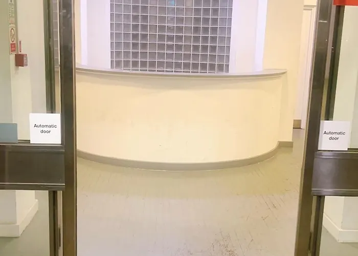 Apartment Attractive Flat Center *